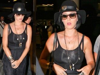 У Перри новый образ — "готки"