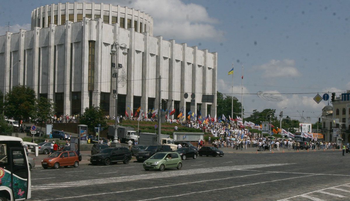 Протесты под Украинским домом