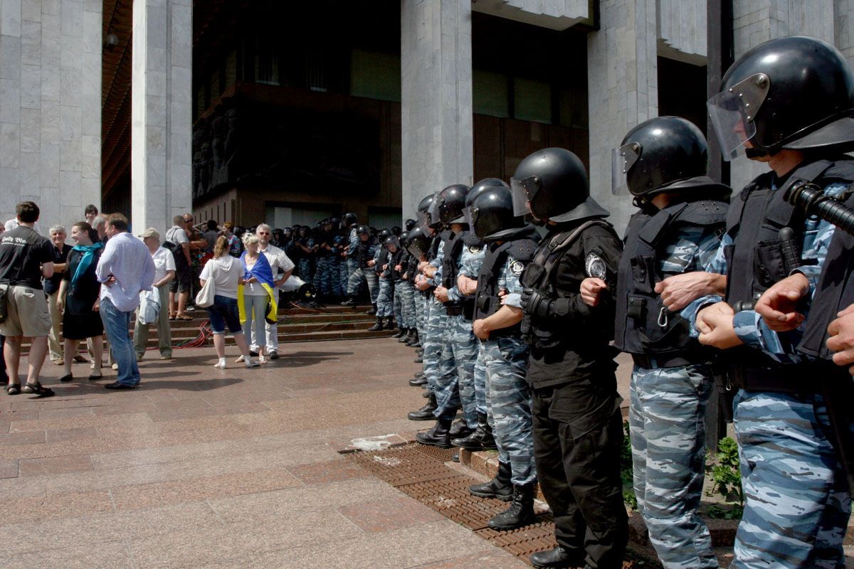 Протесты под Украинским домом
