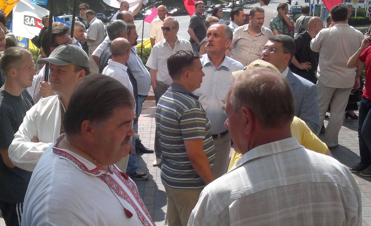 Протесты под Украинским домом