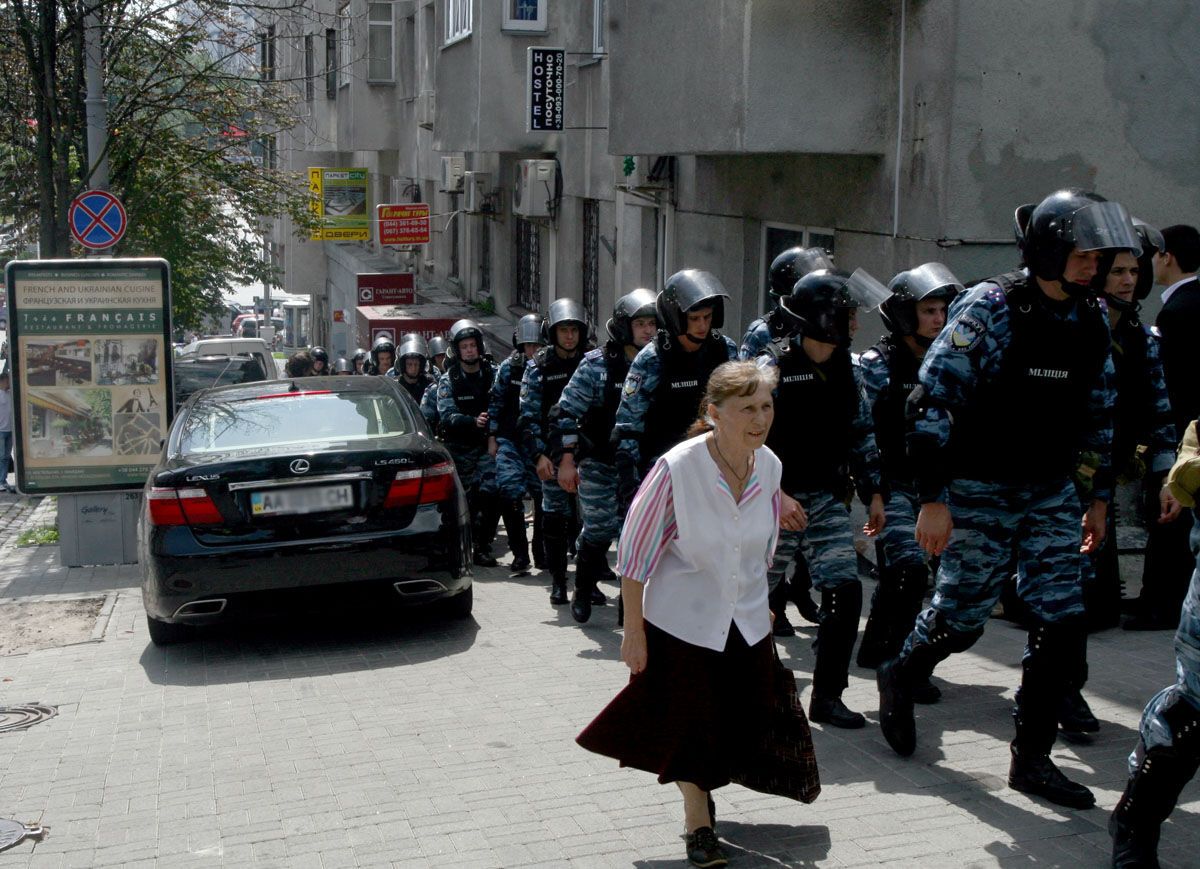 Протесты под Украинским домом