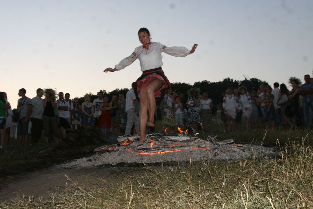 Ніч на Івана Купала: випробування вогнем 