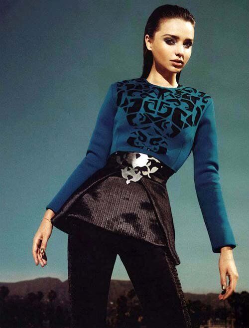 Космическая Керр позирует для Vogue. Фото