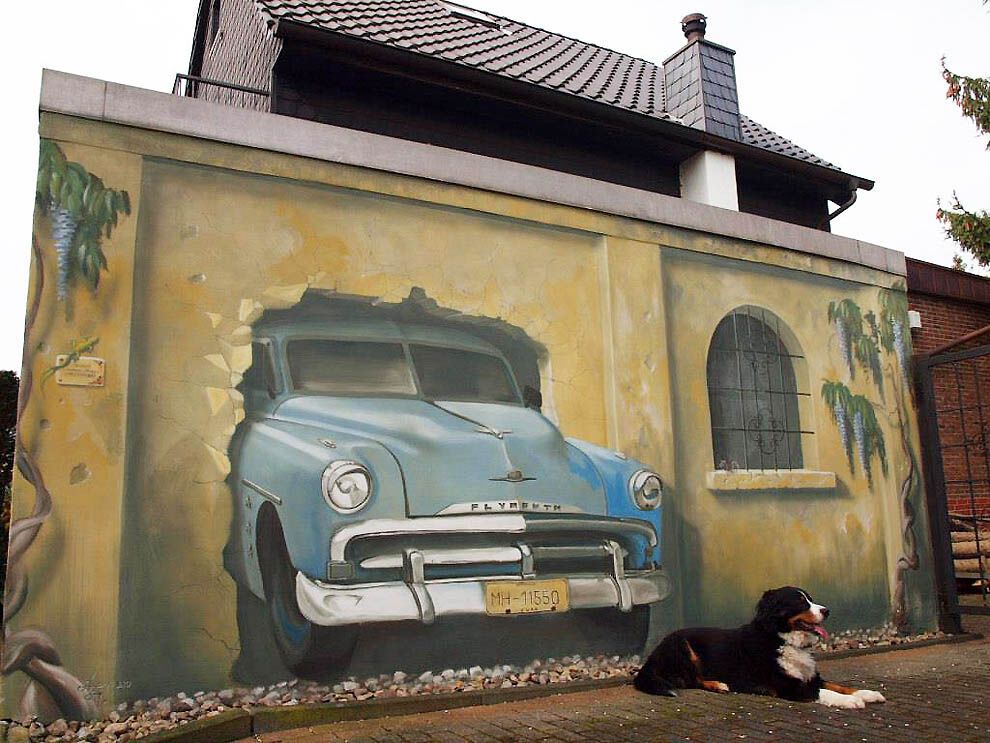 Лучшие работы жанра стрит-арт за август