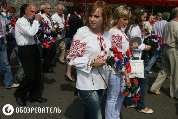 В Киеве прошел парад вышиванок