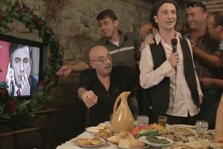 Грузины спели Саакашвили "Давай, до свидания!"