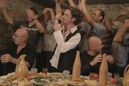 Грузины спели Саакашвили "Давай, до свидания!"