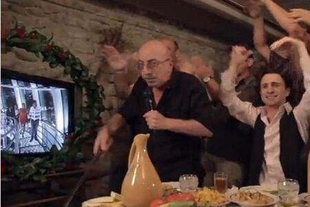 Грузины спели Саакашвили "Давай, до свидания!"