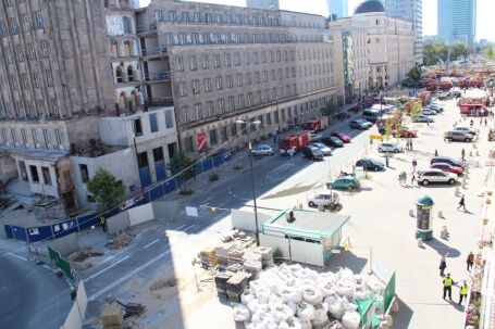 В центре Варшавы из-за бомбы эвакуировали 3 тыс. человек