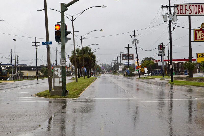 Ураган "Исаак" обесточил полмиллиона домов в США