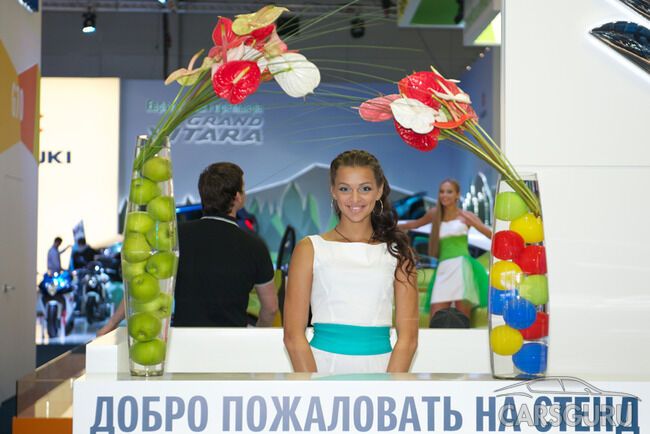 Самые красивые девушки Московского автосалона. Фото 