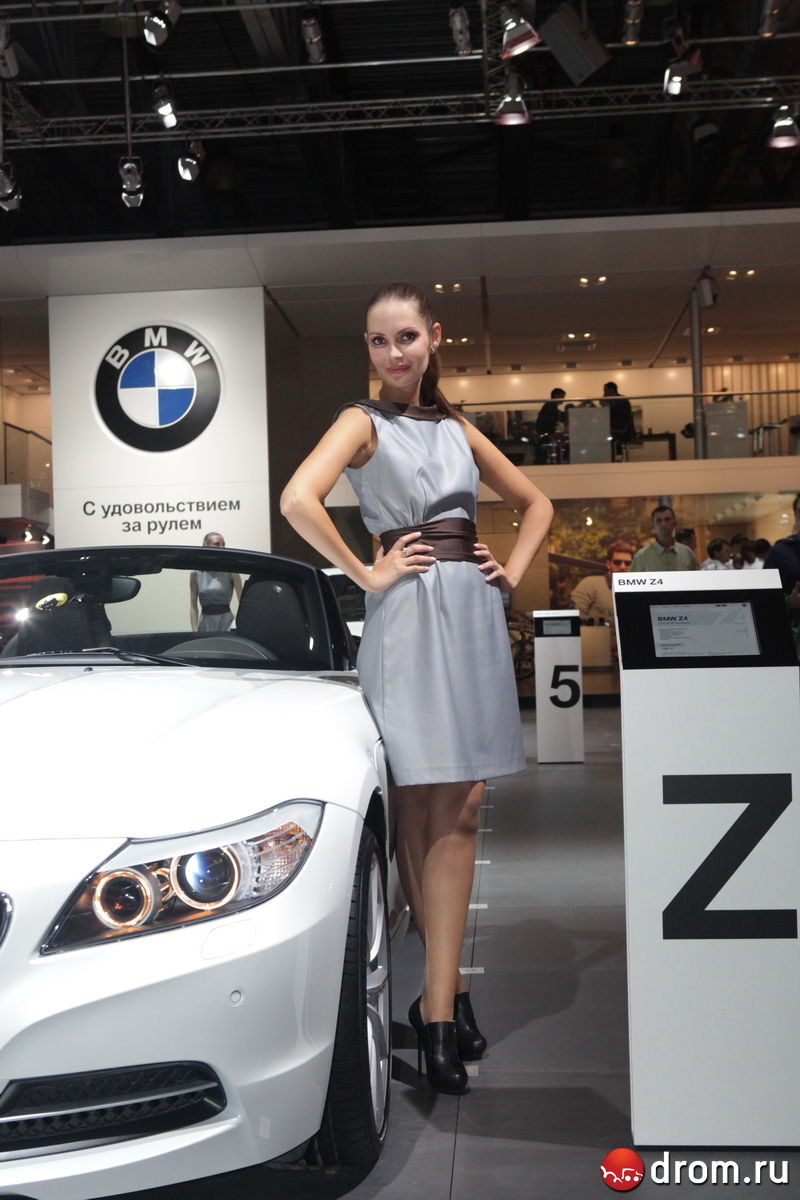 Самые красивые девушки Московского автосалона. Фото 
