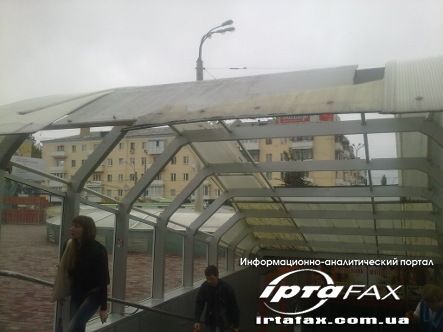 В Луганске обвалилась крыша подземного перехода