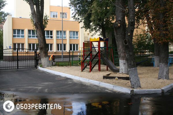 В столичной школе готовятся к визиту Януковича