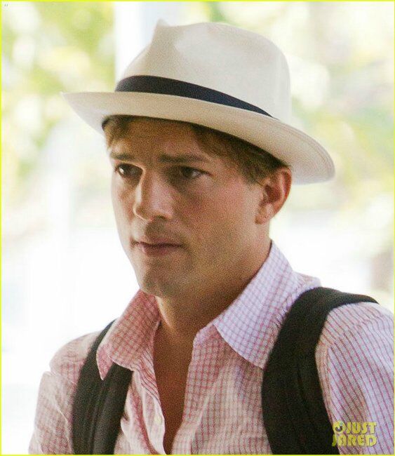 Кунис и Катчер прощаются с отдыхом. Фото