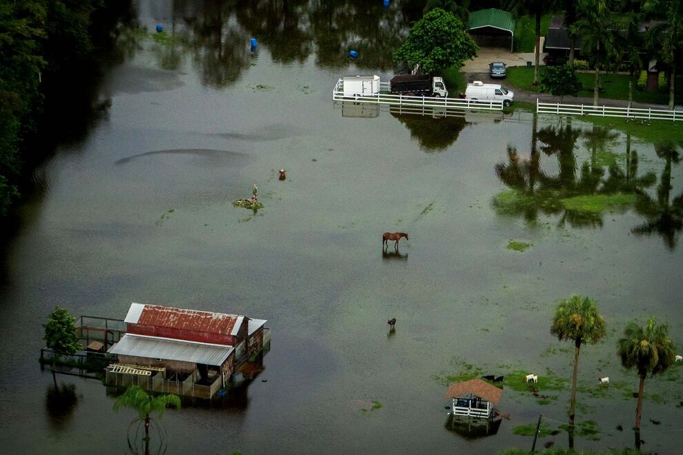 Последствия тропического шторма "Айзек"