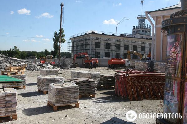 Пешеходный мост на Почтовой демонтировали после 40 лет "службы"