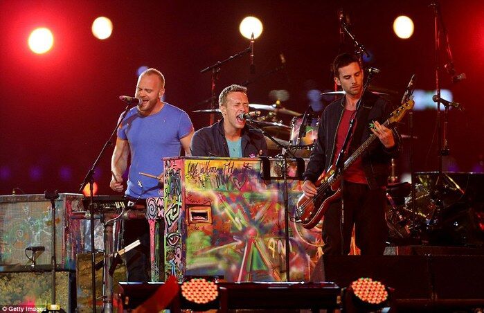 Звезды выступили на закрытии Паралимпийских игр. Фото