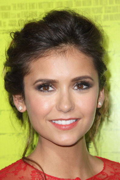 Откровенное платье Гермионы на красной дорожке 