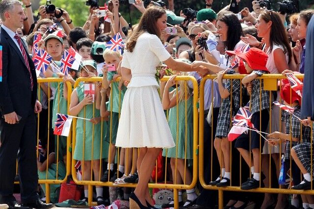 Принц Уильям и Кейт встретились с детьми. Фото