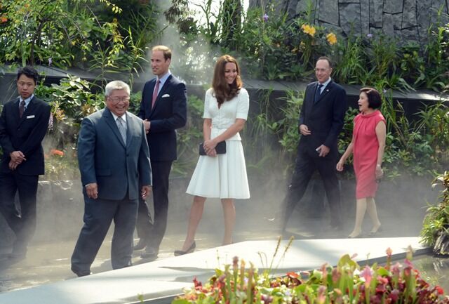 Принц Уильям и Кейт встретились с детьми. Фото