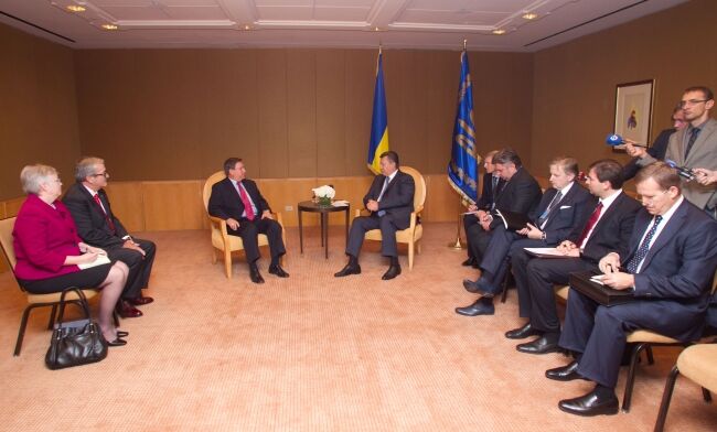 Янукович в США зустрівся з Обамою