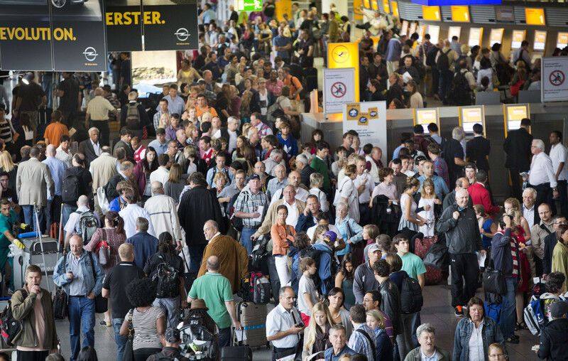 Из-за забастовки Lufthansa в Германии уже отменили 200 рейсов