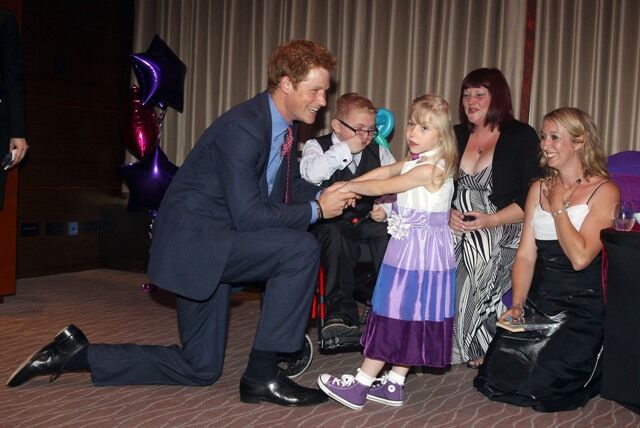 Принц Гарри ушел в работу с головой. Фото