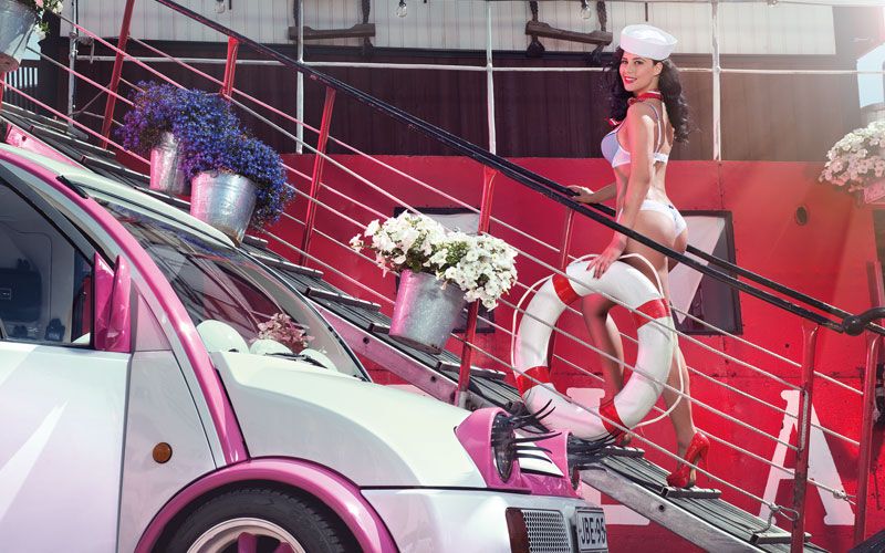 Откровенный автокалендарь Мисс Тюнинг-2013. Фото   