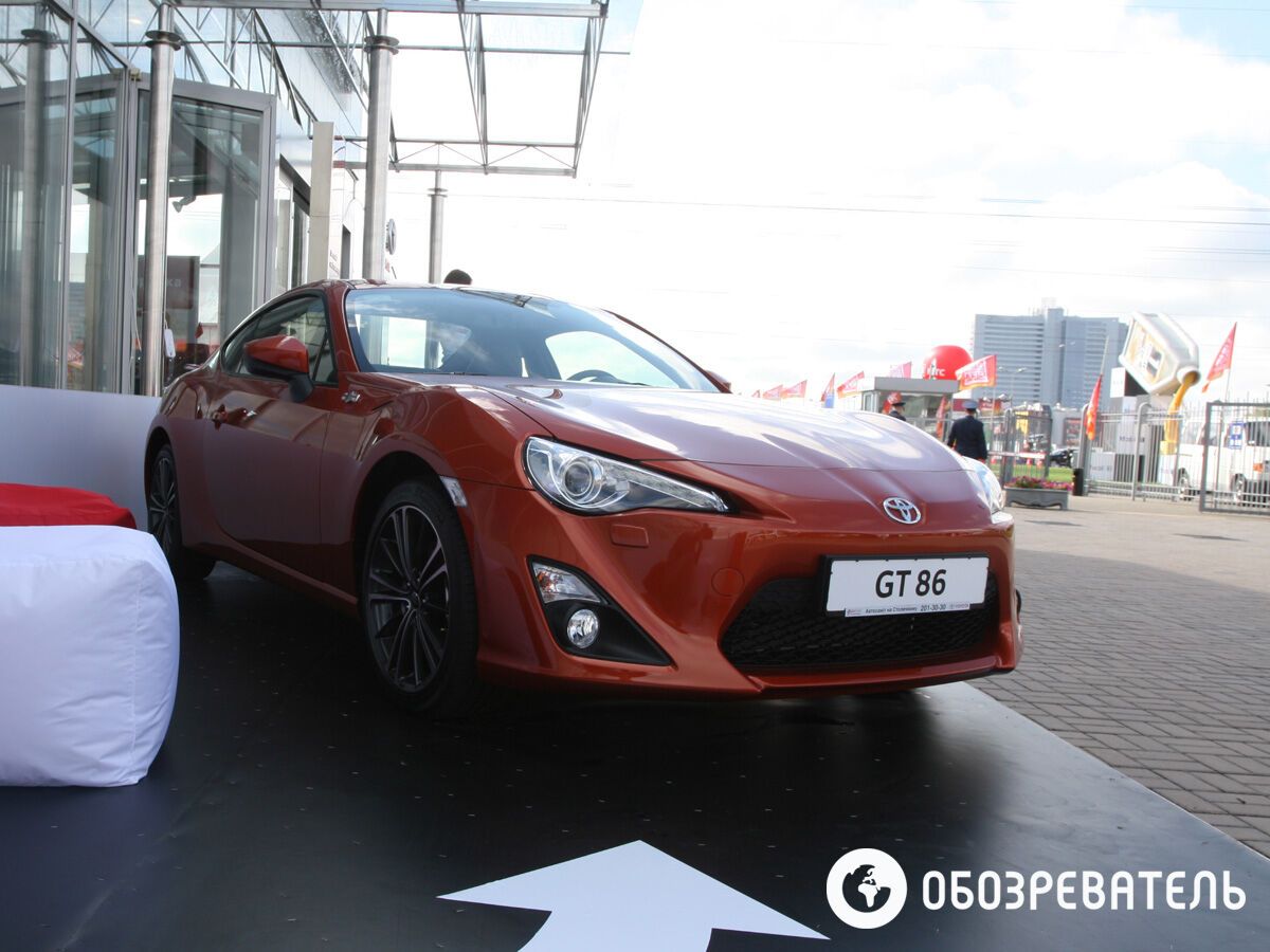 Столичное АвтоШОУ 2012 стартовало