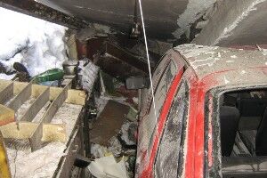 У гаражі Макіївки вибухнув газ: постраждали чоловік і три автомобілі