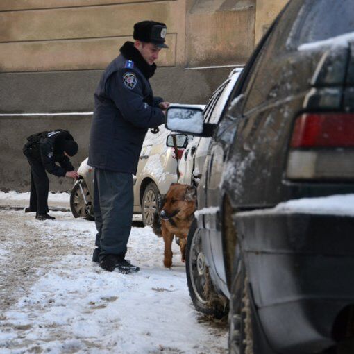 Милиция проверяет информацию о заминировании Львовского СИЗО. Фото