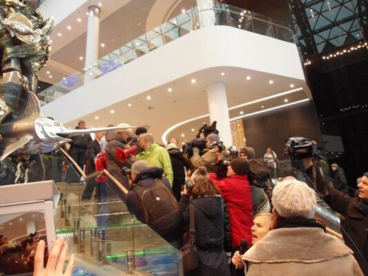 Акула в Киеве: хищник или жертва?