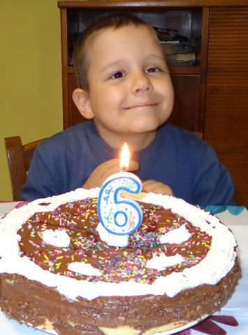 Нужна помощь! 6-летний ребенок из Николаева 4 года борется  с раком