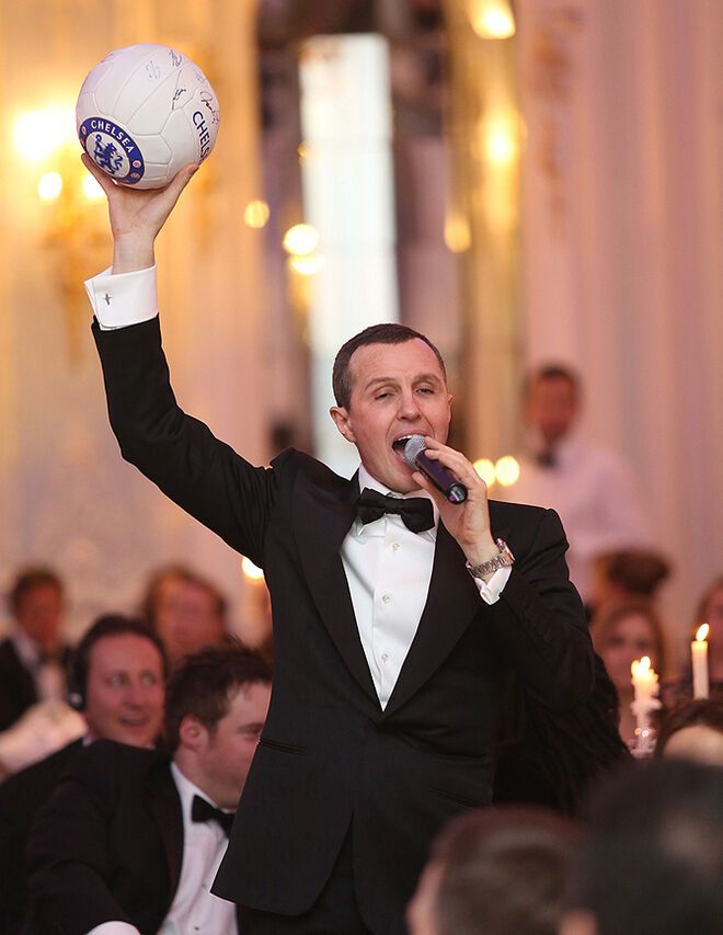 Хаматова устроила благотворительный ужин в Лондоне. Фото