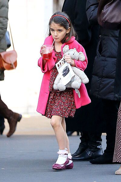 Кэти Холмс прививает Сури тягу к прекрасному. Фото