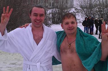 Свободівець Мірошниченко надів на Водохреща футболку з "жидами". Фото