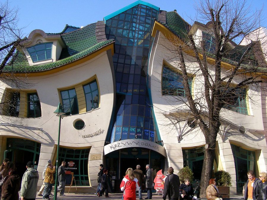 Незвичайні будівлі в світі