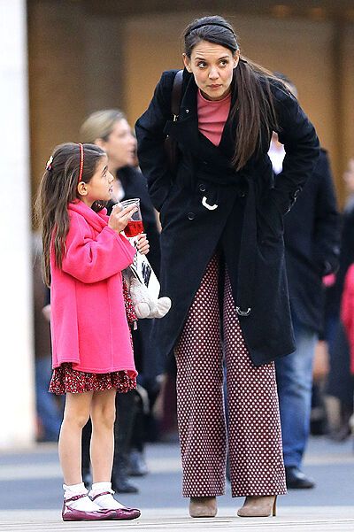 Кэти Холмс прививает Сури тягу к прекрасному. Фото