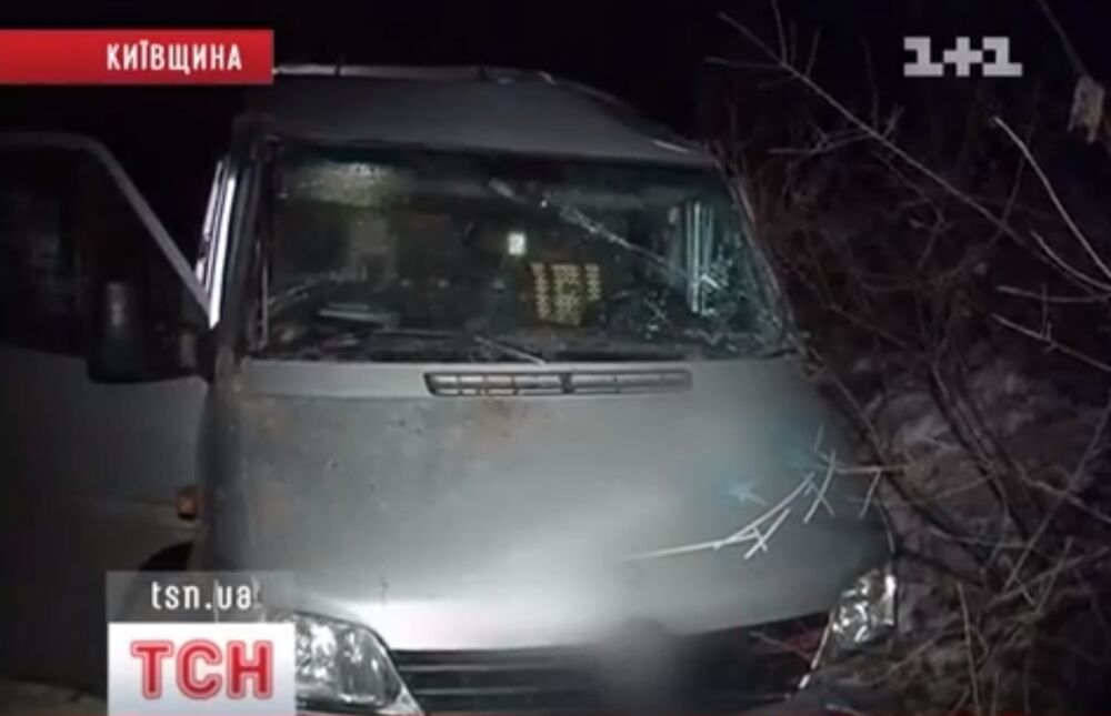 "На нас несся грузовик!": ДТП с маршруткой на Киевщине