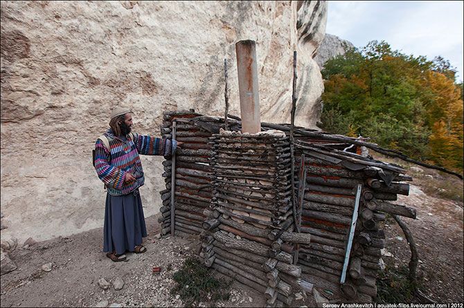 Пещерный монастырь Шулдан в Крыму