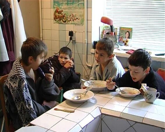 На Николаевщине четверо детей провалились под лед