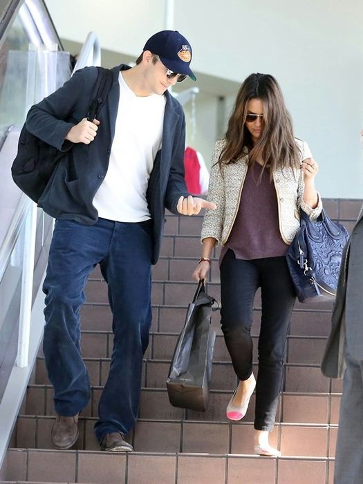 Эштон Катчер всюду сопровождает Милу Кунис
