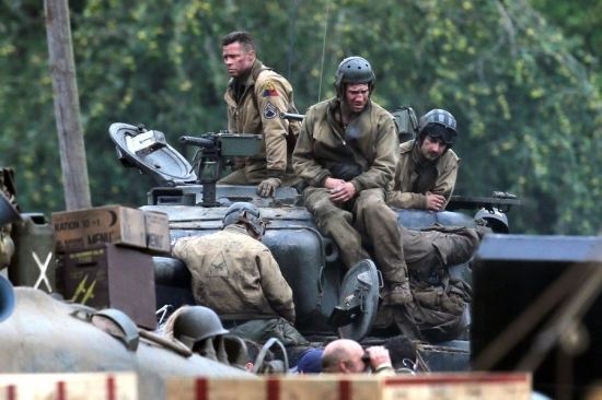 Брэд Питт и Шайа ЛаБаф на войне