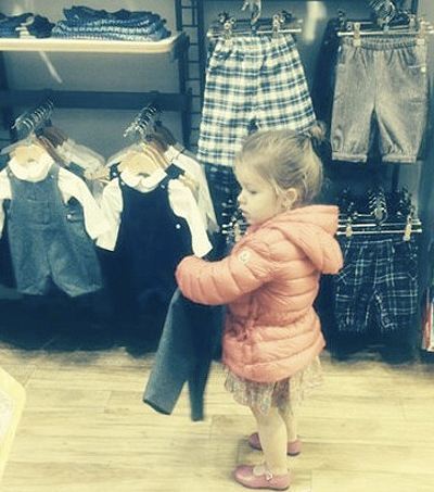 Дочь Бекхэмов выбирает модные обновки самостоятельно