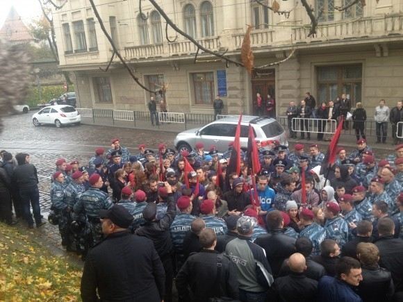 "Свобода" про молодчиків з ножами: це були провокатори