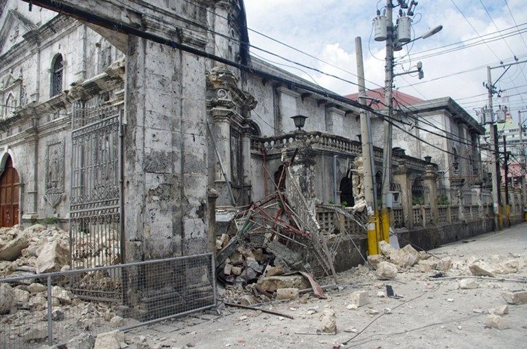 На Філіппінах стався два землетруси