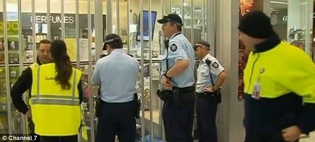 Кенгуру оккупировал аптеку в аэропорту Мельбурна