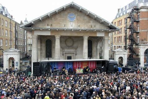Пол Маккартни сыграл неожиданный концерт в центре Лондона