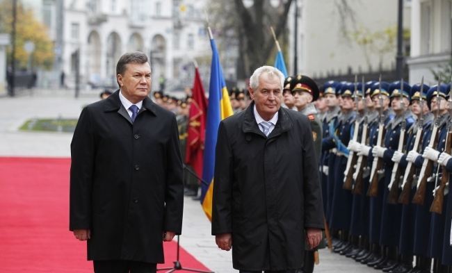 Президент Чехії закликав Януковича розібратися з проблемами чеських бізнесменів